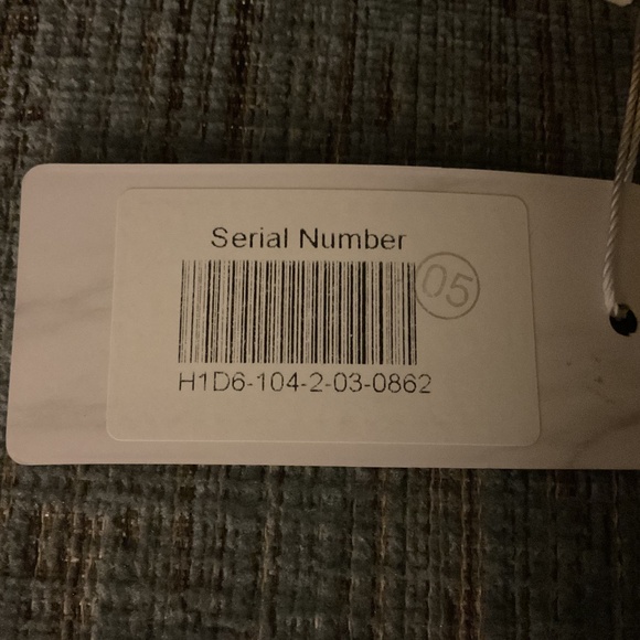 New JW PEI Black Mini Shoulder Croc Embossed Faux Leather Bag with Gold Hardware - Picture 8 of 9